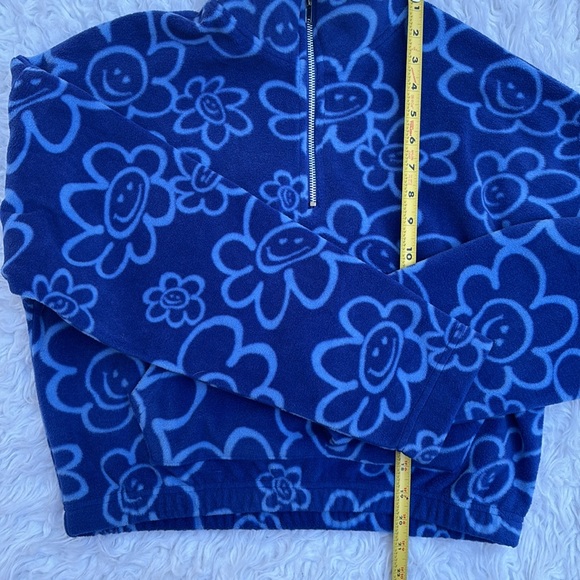Forever 21 Cropped Half-Zip Floral 🙂 Smiley Face Pullover, Size Small - Picture 8 of 13